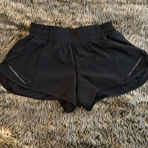 Hotty hot 2.5 shorts